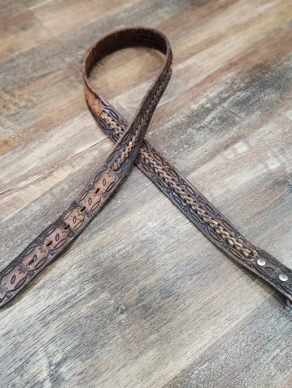 Vintage Distressed Tooled Leather Cowboy Belt Braided Inlay Size 42